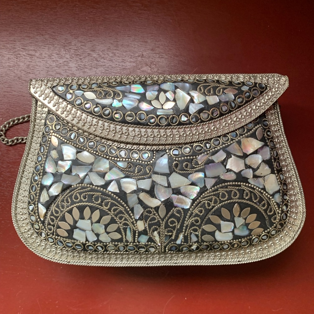 Antik Kraft Abalone Shell Mosaic Metal Purse